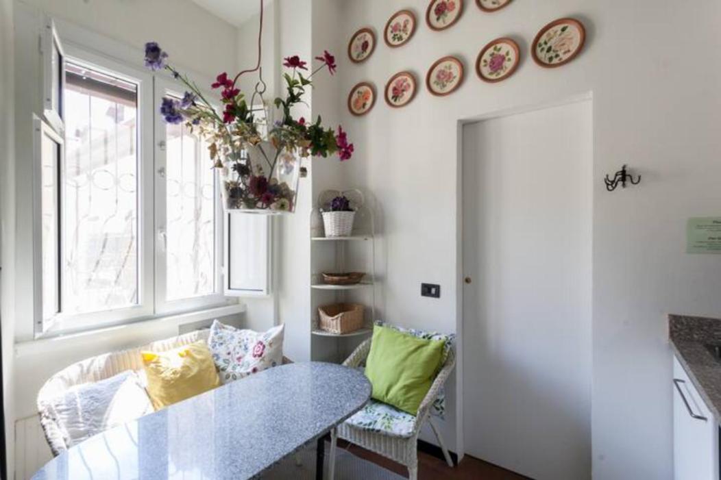 Porta Ticinese Cozy Apartment Con Balcone Milano Eksteriør bilde