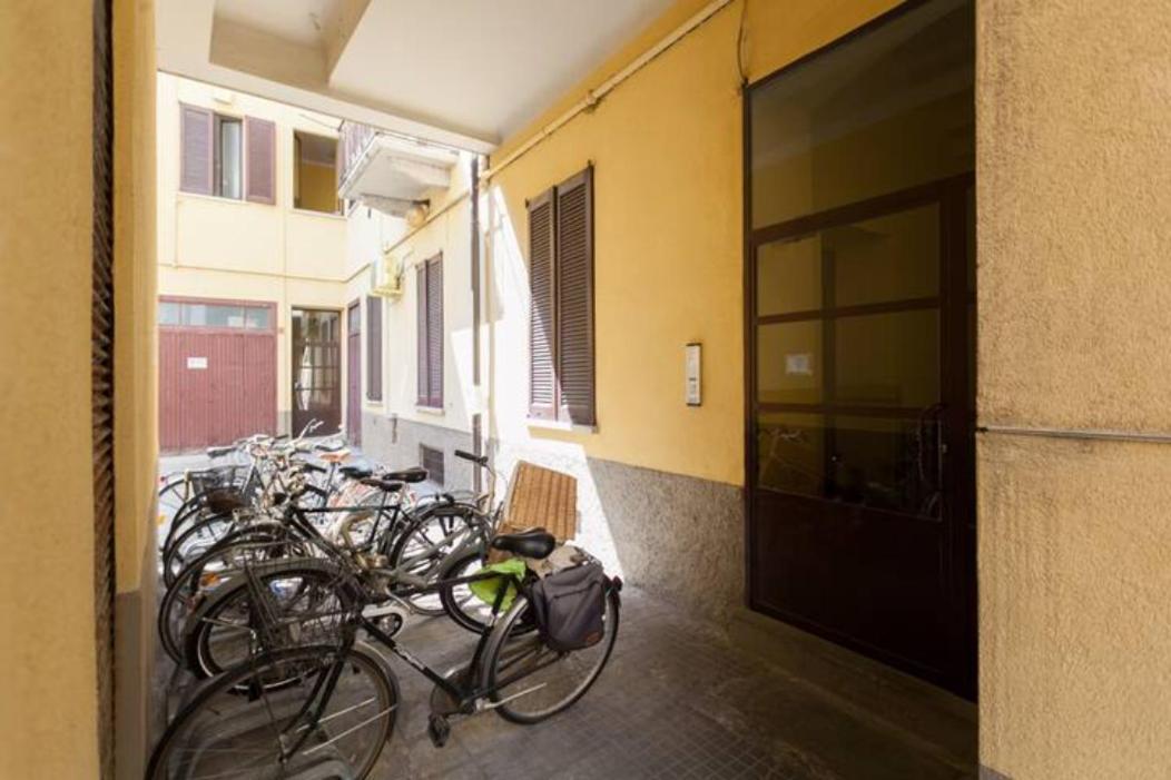 Porta Ticinese Cozy Apartment Con Balcone Milano Eksteriør bilde