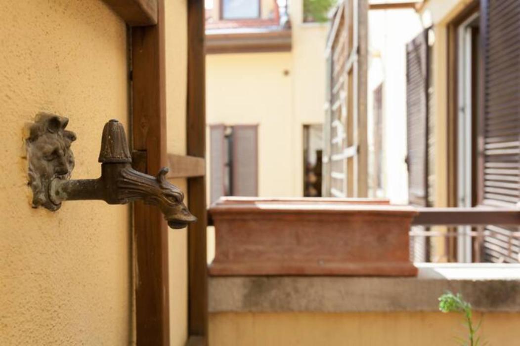 Porta Ticinese Cozy Apartment Con Balcone Milano Eksteriør bilde
